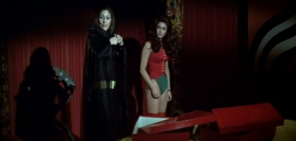 Beyond-the-Valley-of-the-Dolls_Erica-Gavin-Cynthia-Myers_Robin.bmp-1